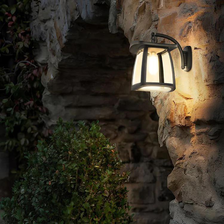 epyk_wall_solar_light.webp